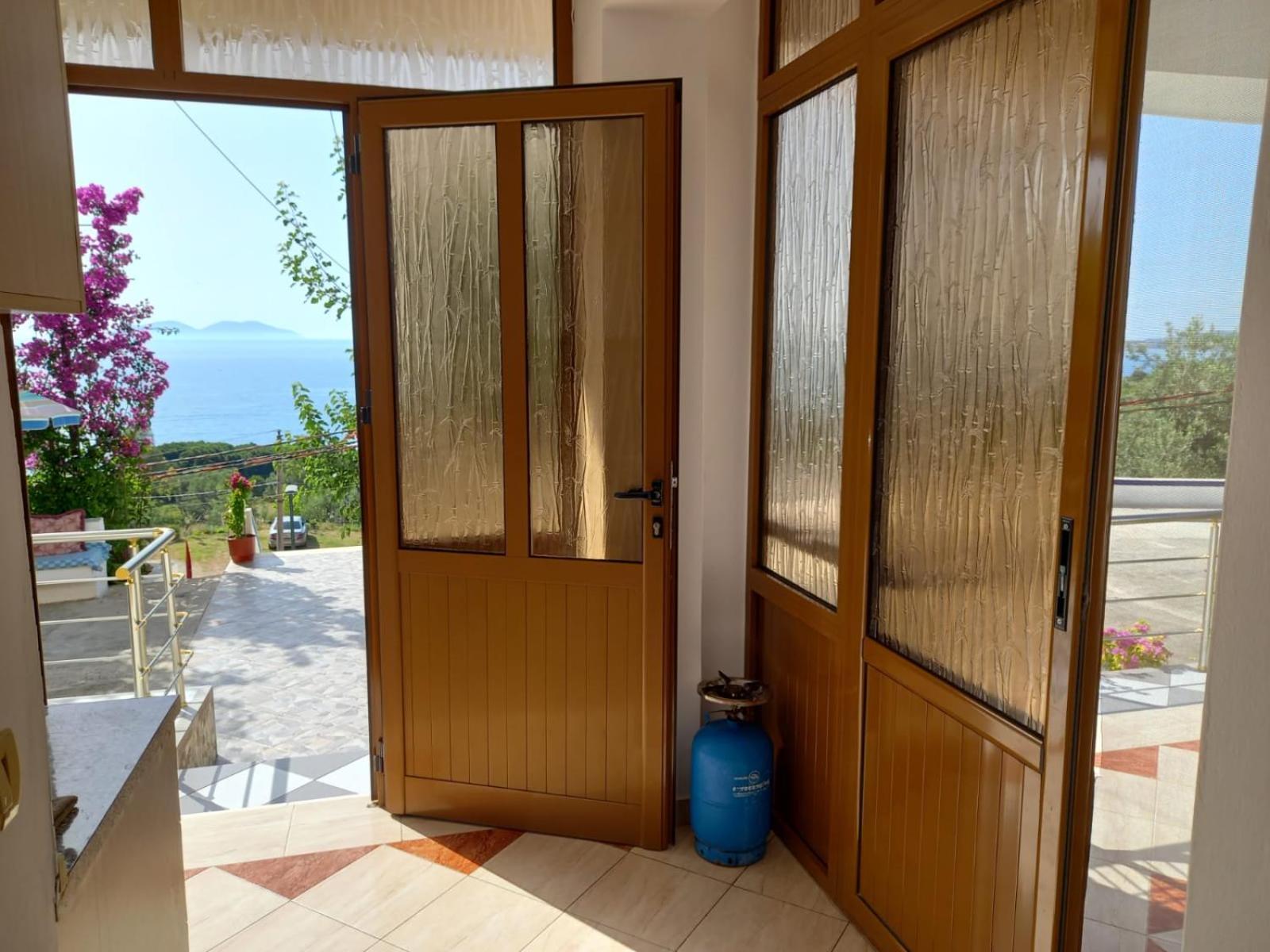 Sea View Apartments Vlorë Εξωτερικό φωτογραφία