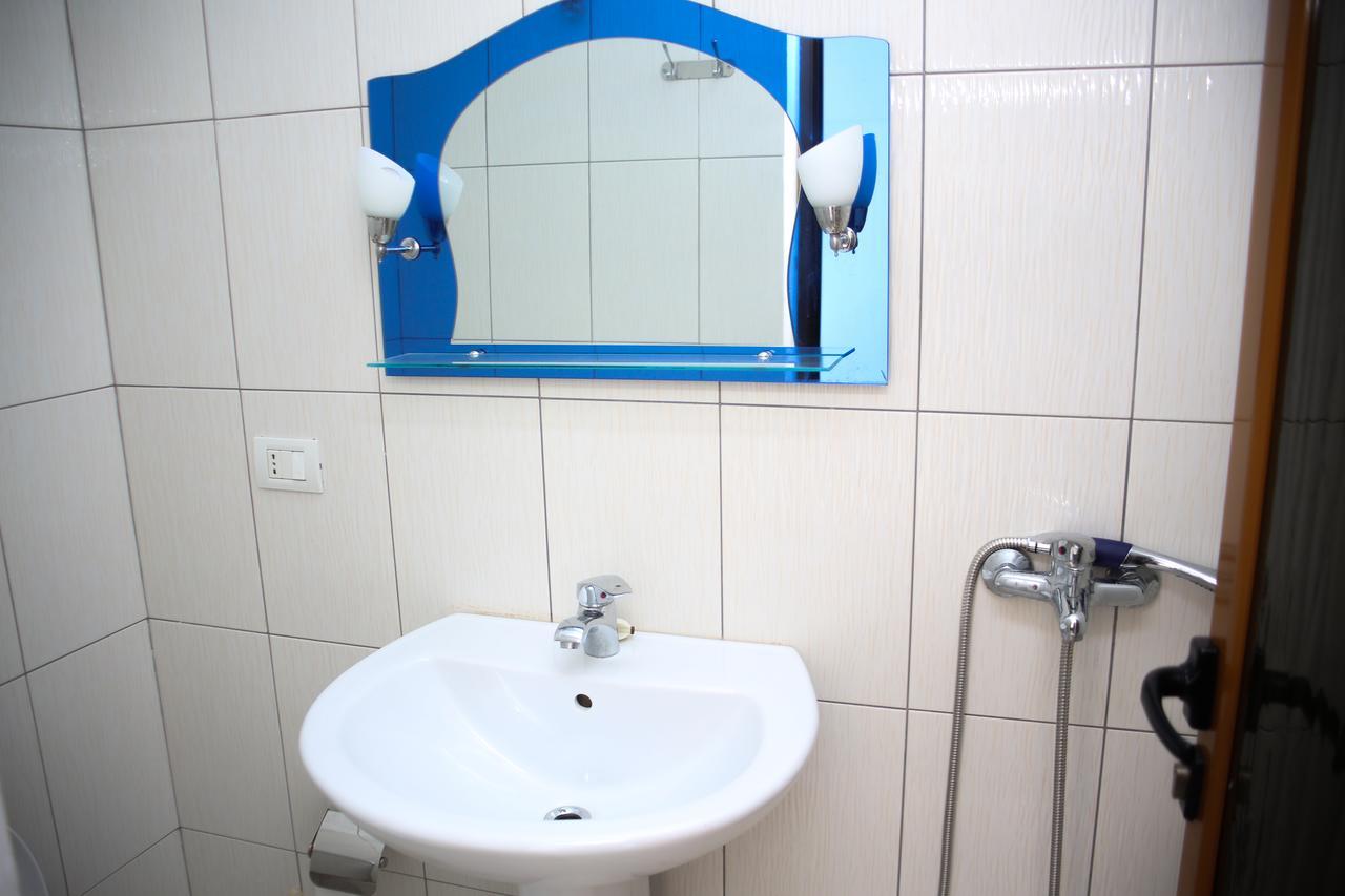 Sea View Apartments Vlorë Δωμάτιο φωτογραφία